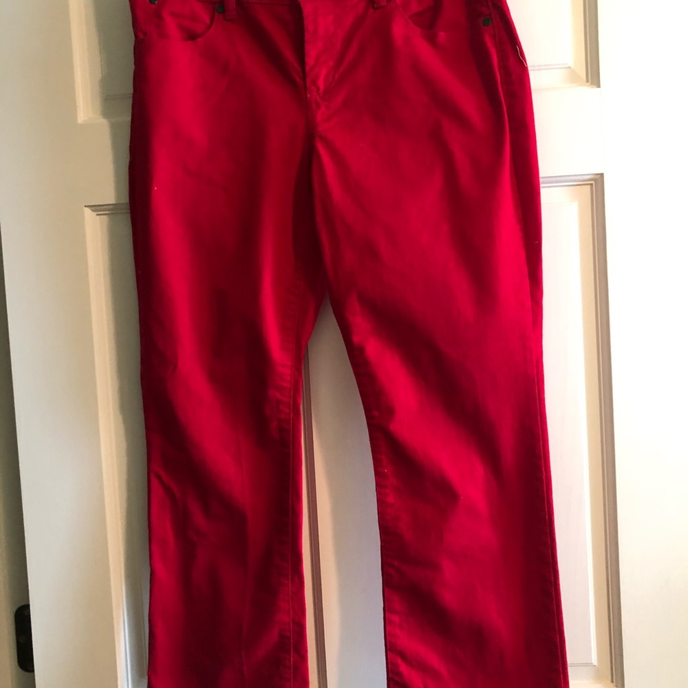 Talbots Signature flair capris